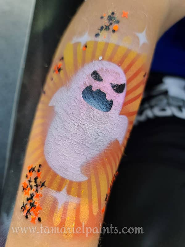 Airbrush design with a Halloween ghost