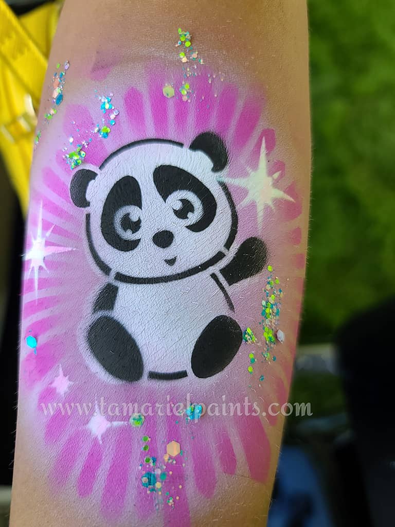 Airbrush design with panda